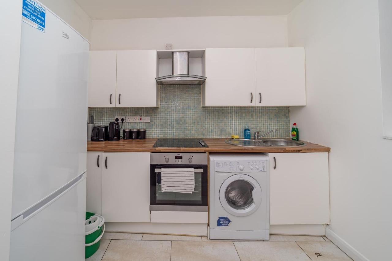 Flash Sale Brighton Train Station 3 Bedrooms Flat Bn12Ter02 ภายนอก รูปภาพ